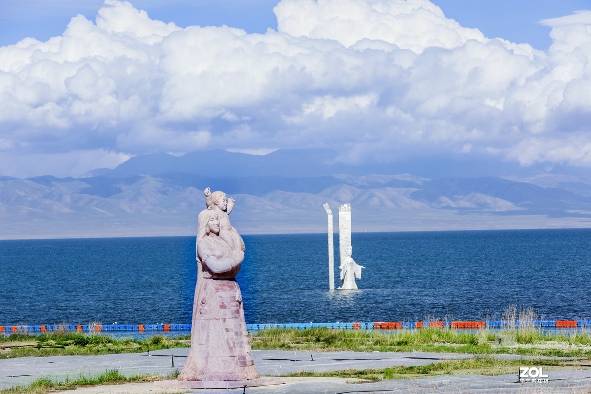 青海湖二郎剑景区续四