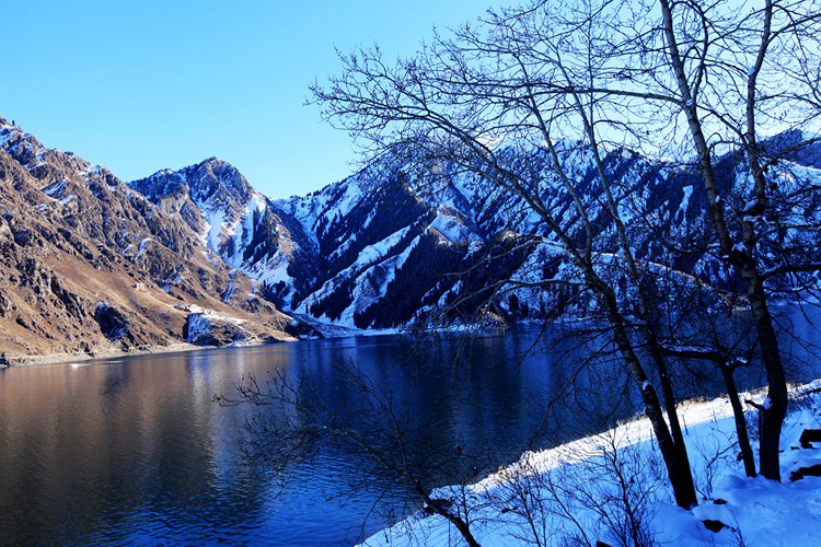 新疆乌鲁木齐天山天池风景