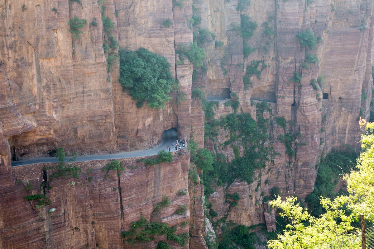 郭亮挂壁公路