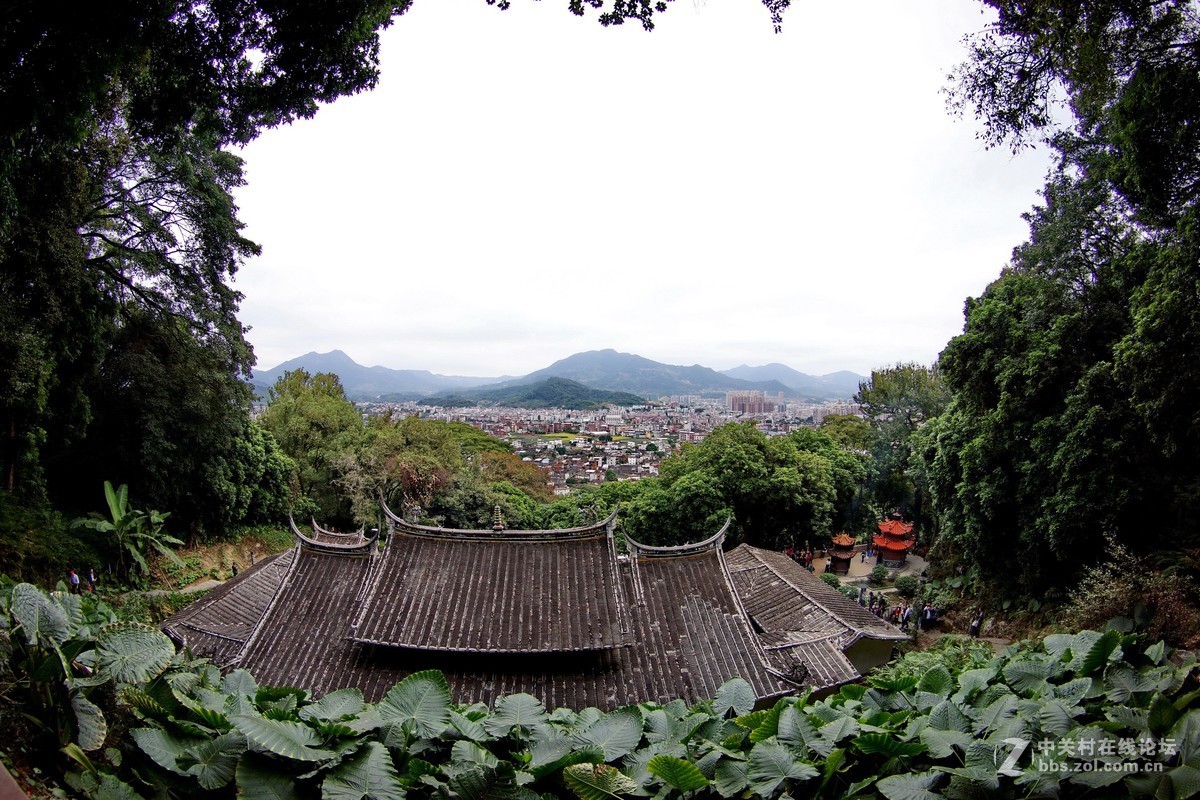 游魁星岩