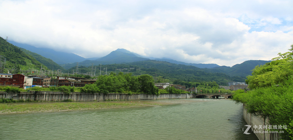 地震后的汶川水磨镇现在风景