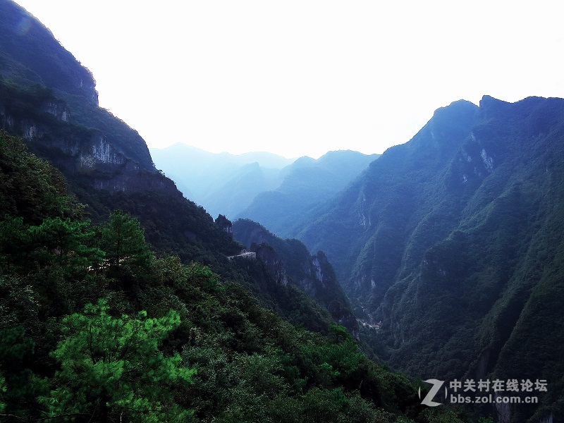 重庆市武陵山大裂谷