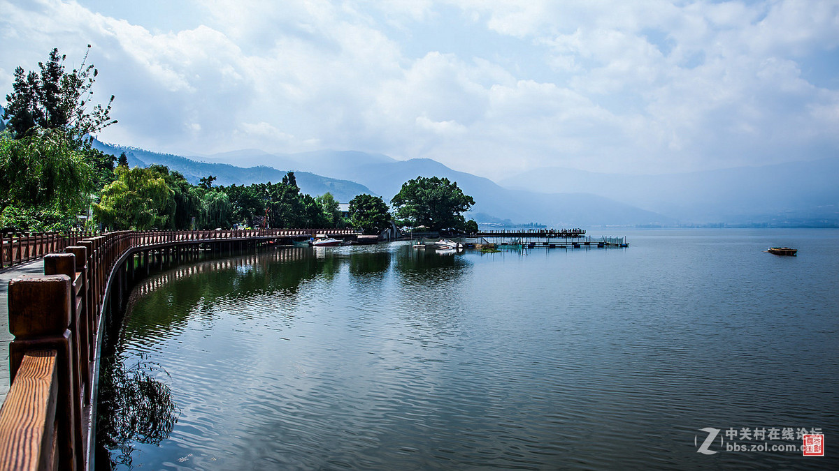 再拍邛海月亮湾