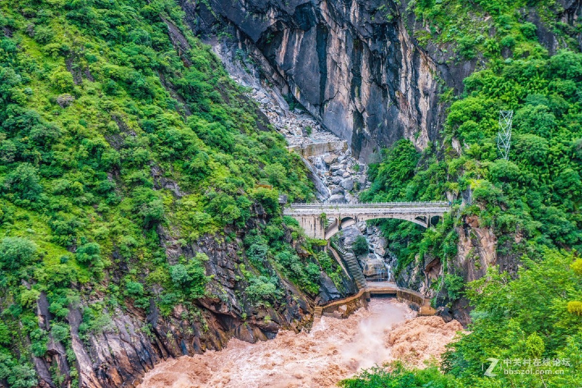 西藏旅游虎跳峡风光风景记实拍摄