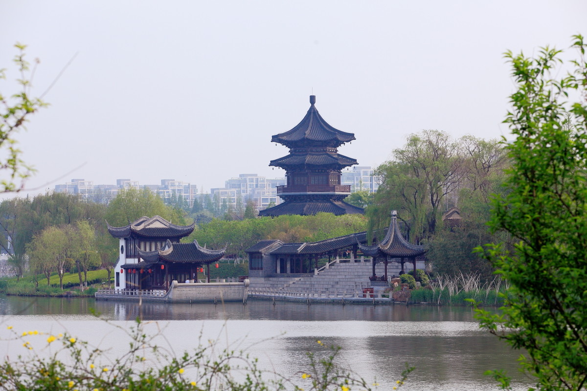 泰州行凤城河风景区三泰州桃园