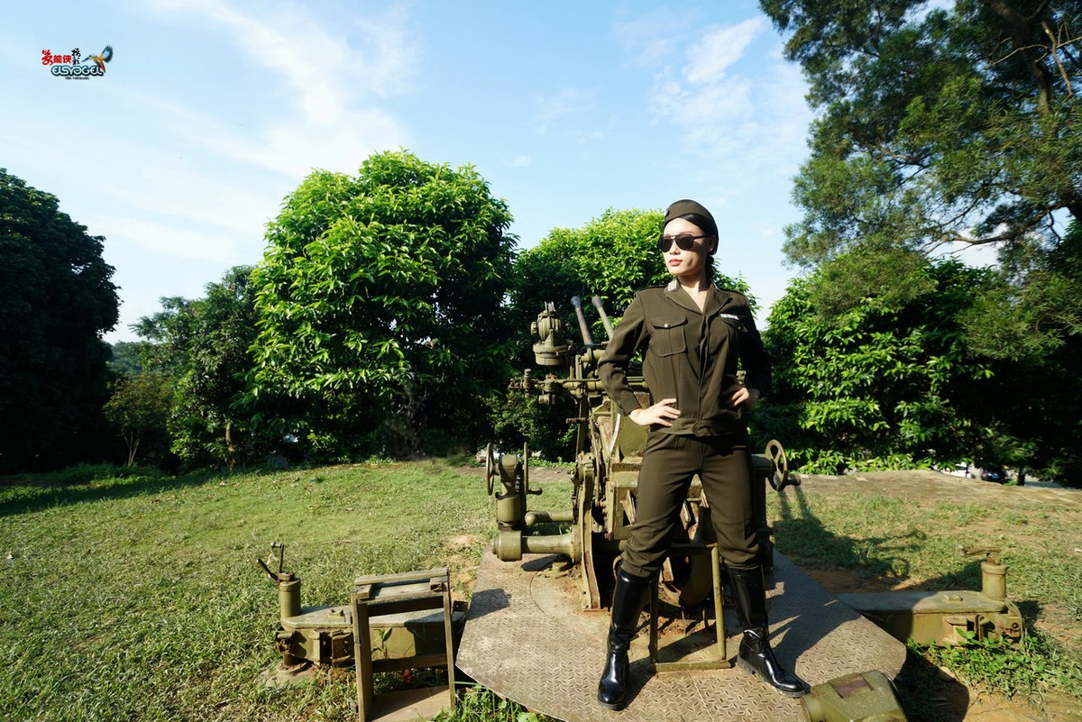 黄埔军校国军女兵丹妮
