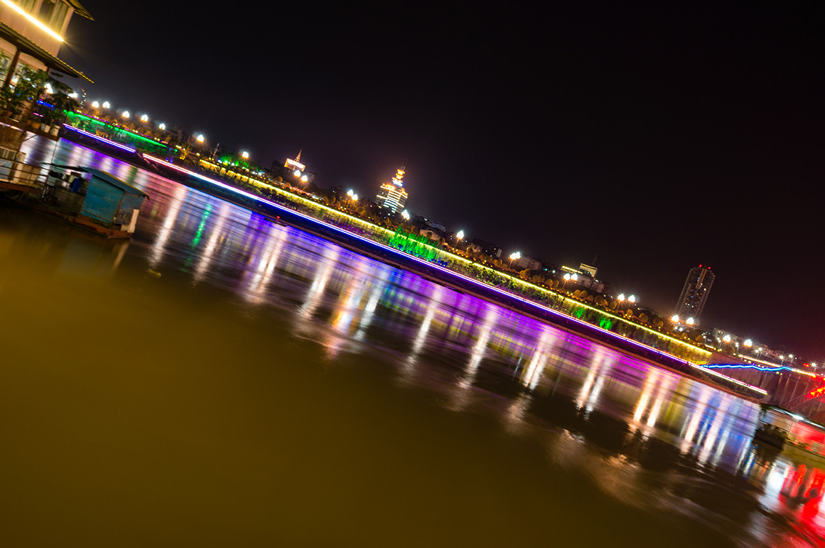 宜宾合江门夜景
