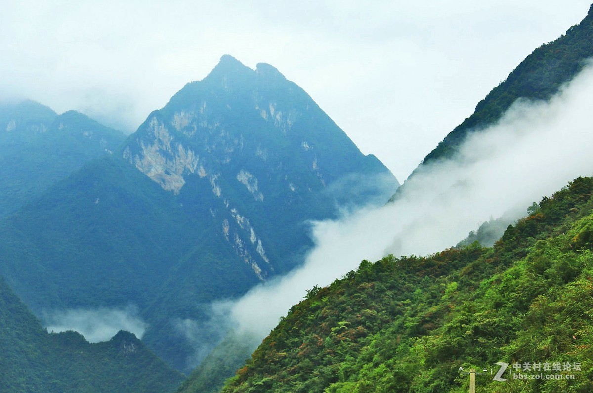 巴山大峡谷