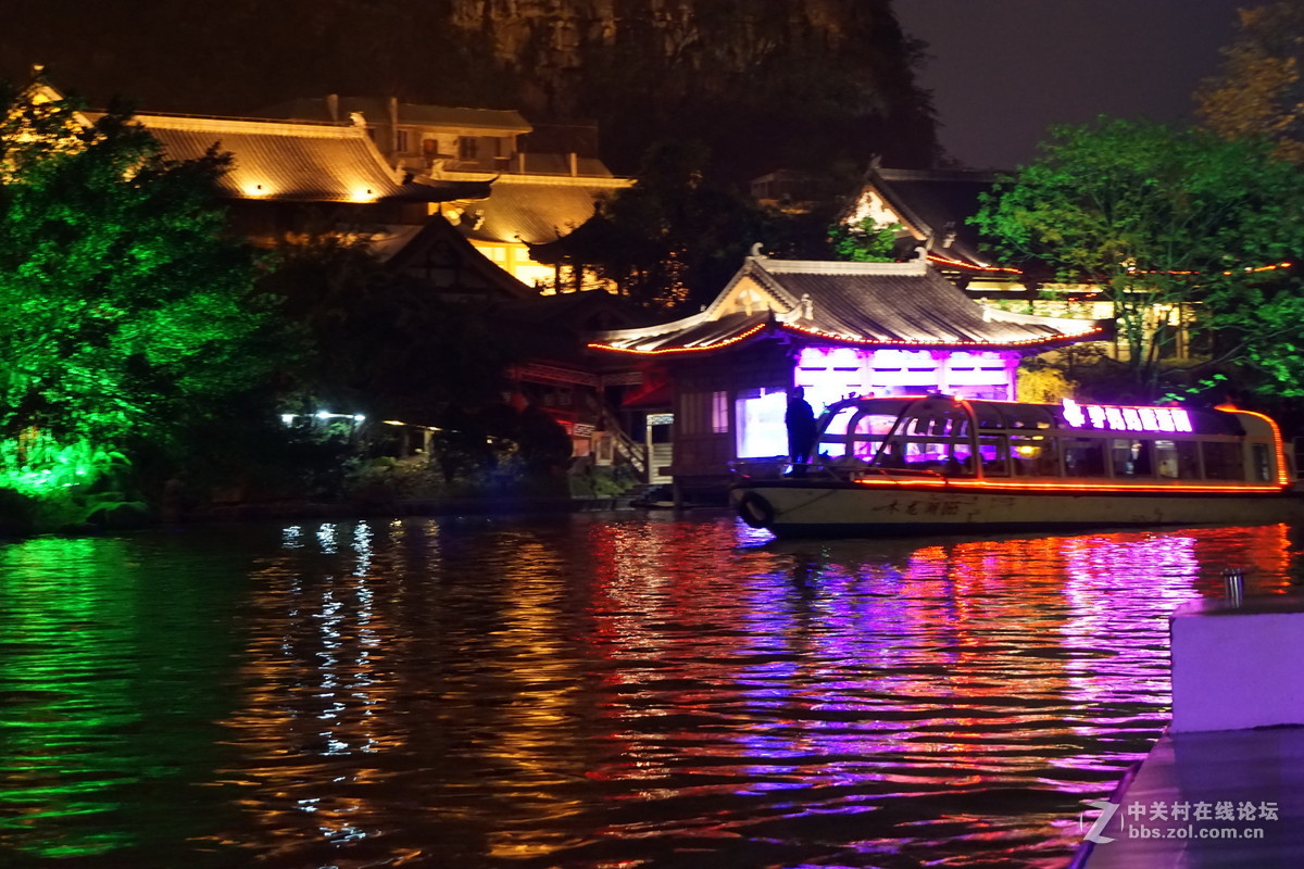 桂林两江四湖游船上拍夜景