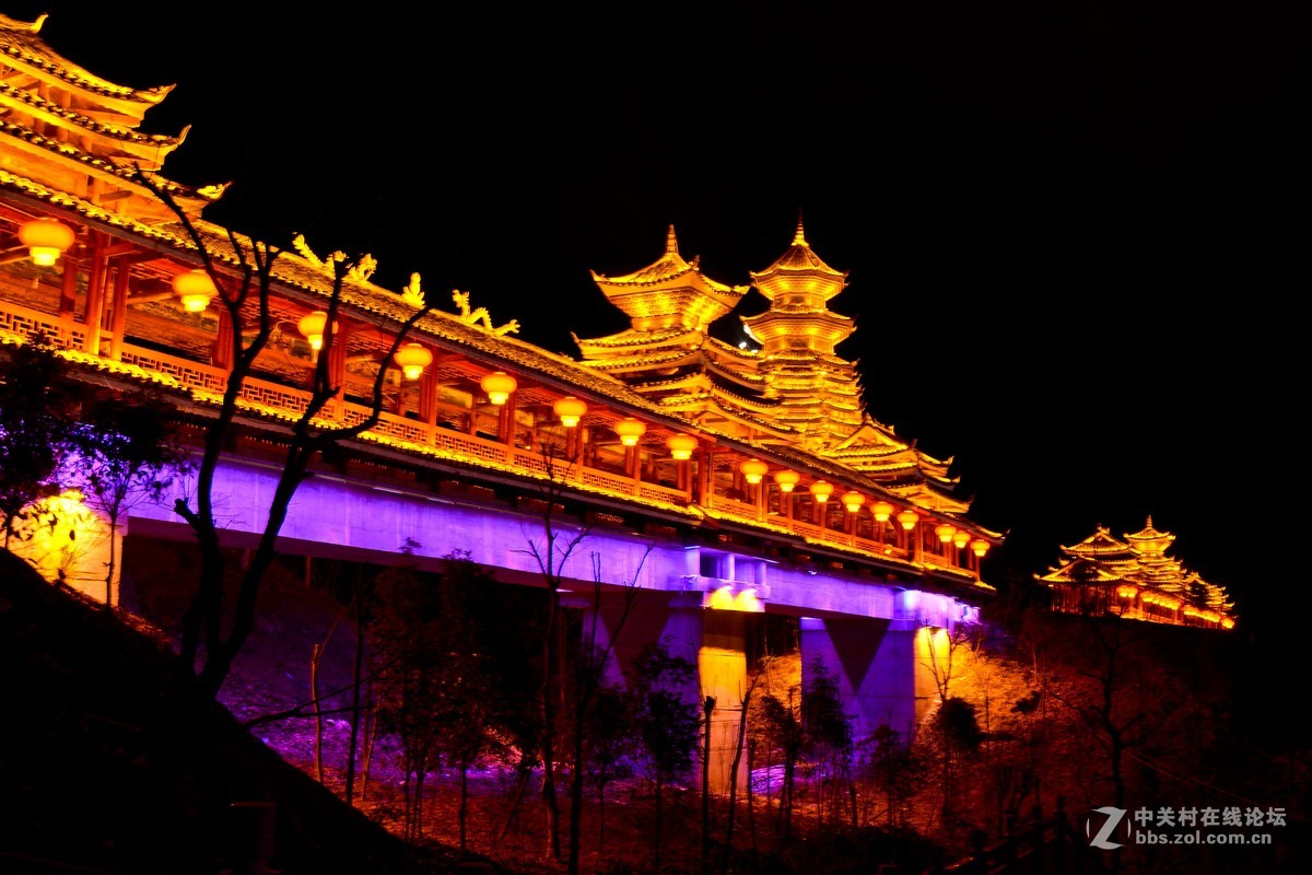 侗乡黎平南泉山文化广场夜景