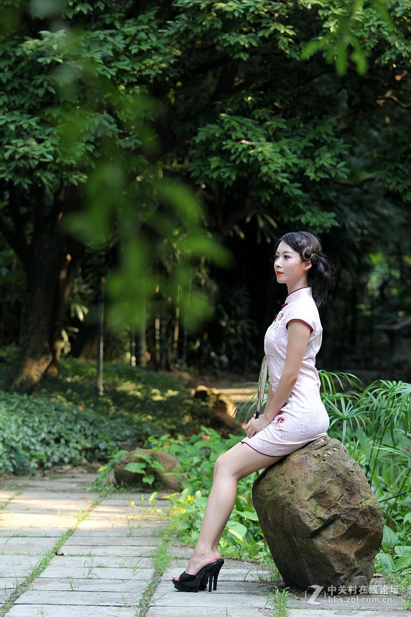 暑假兰圃旗袍美女yan