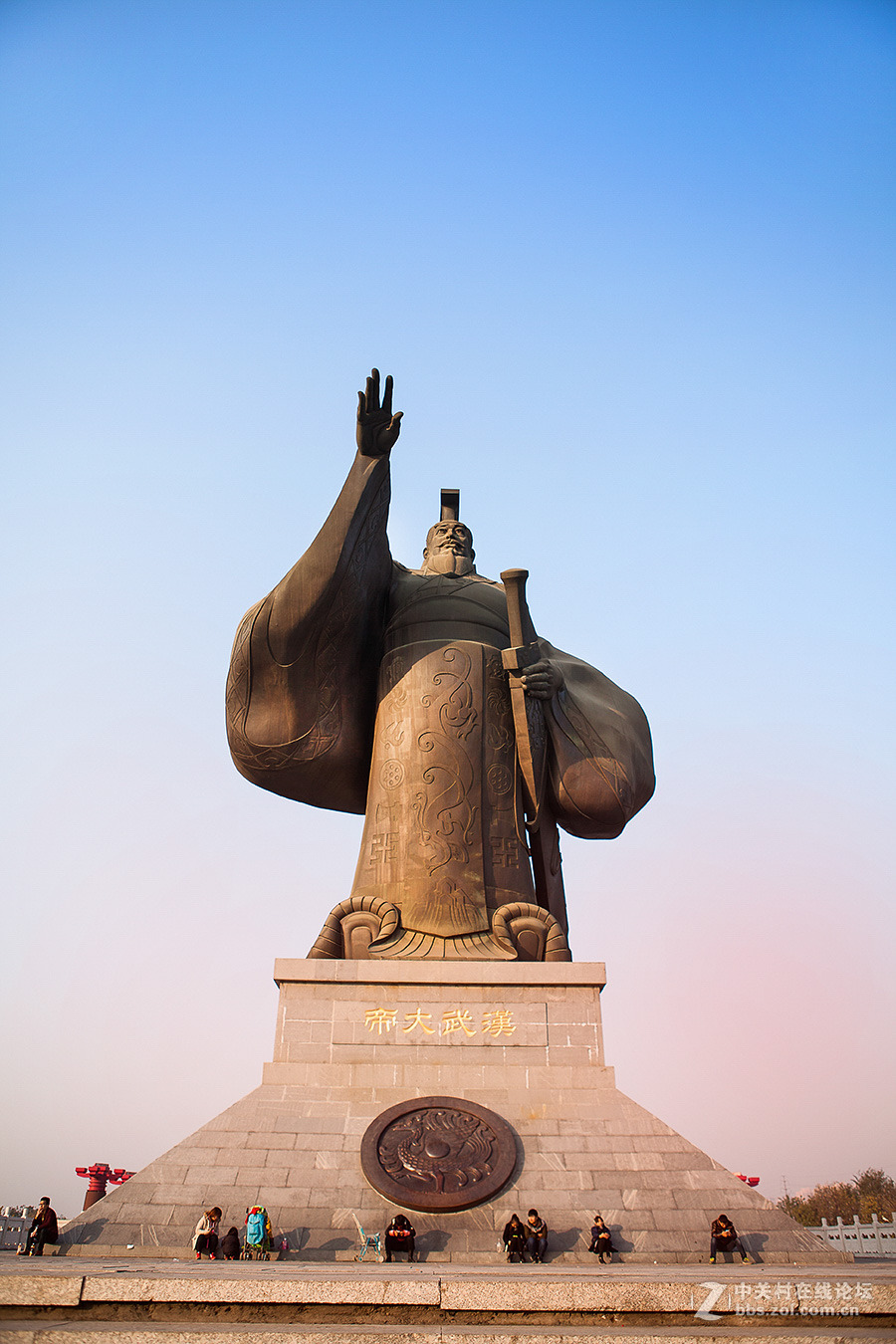 汉城湖汉武大帝与大风阁