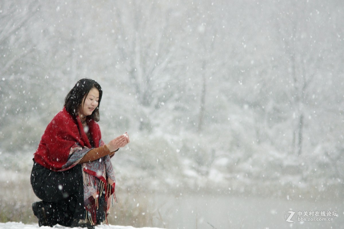 2015雪中拍美女