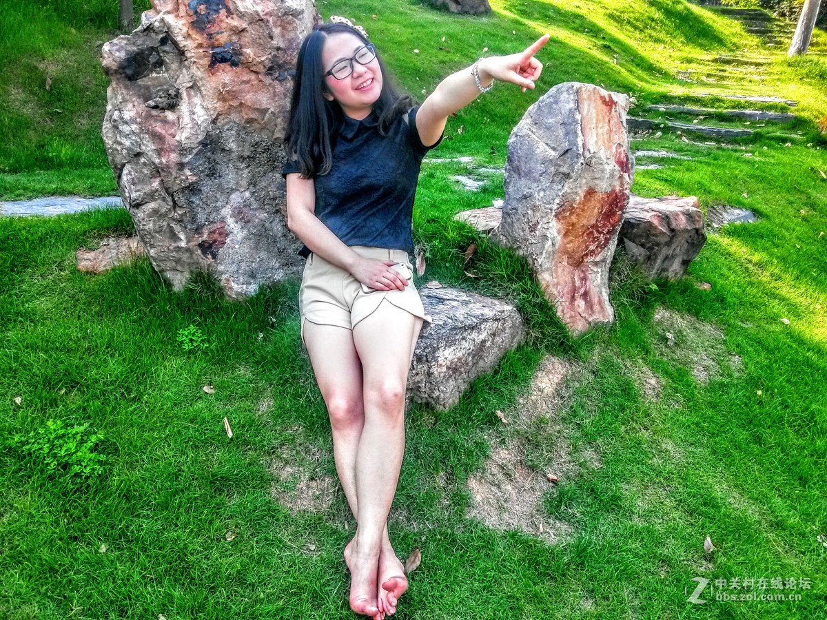 可爱的小胖妹