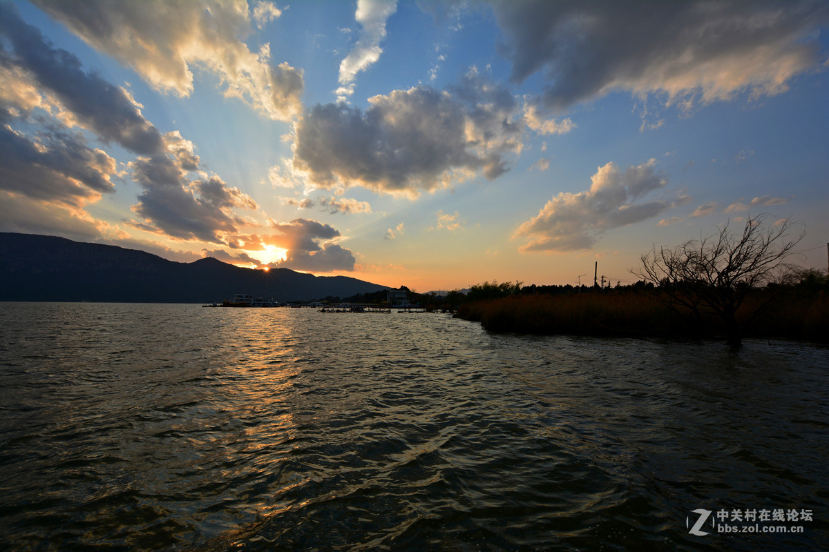 昆明滇池夕阳