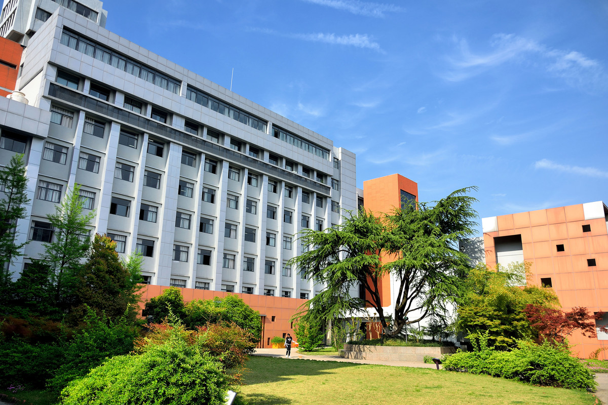 中国科技大学春天小景