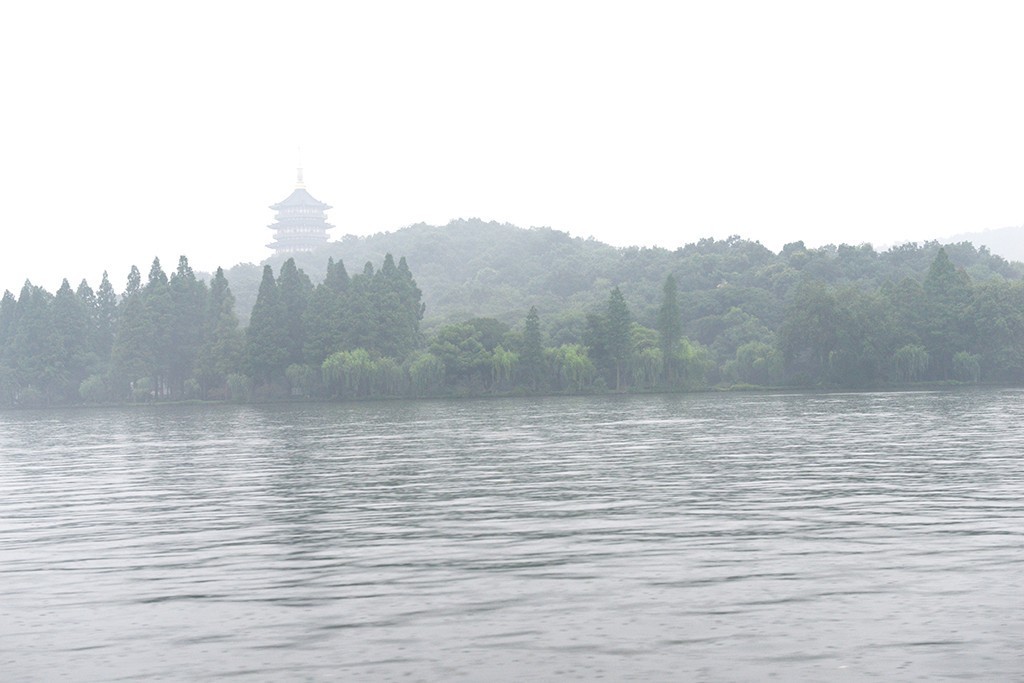 雨中西湖