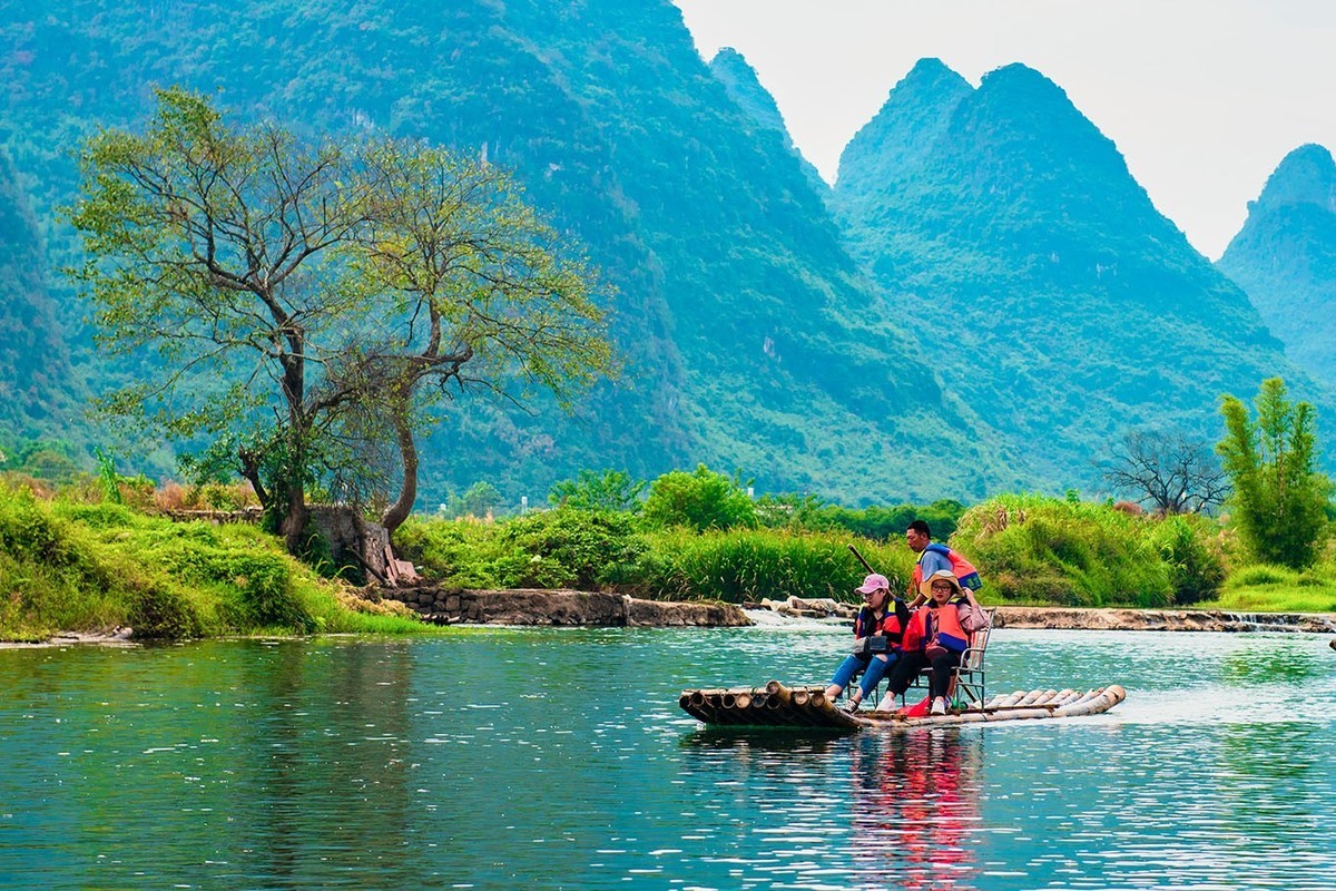 阳朔遇龙河漂流2