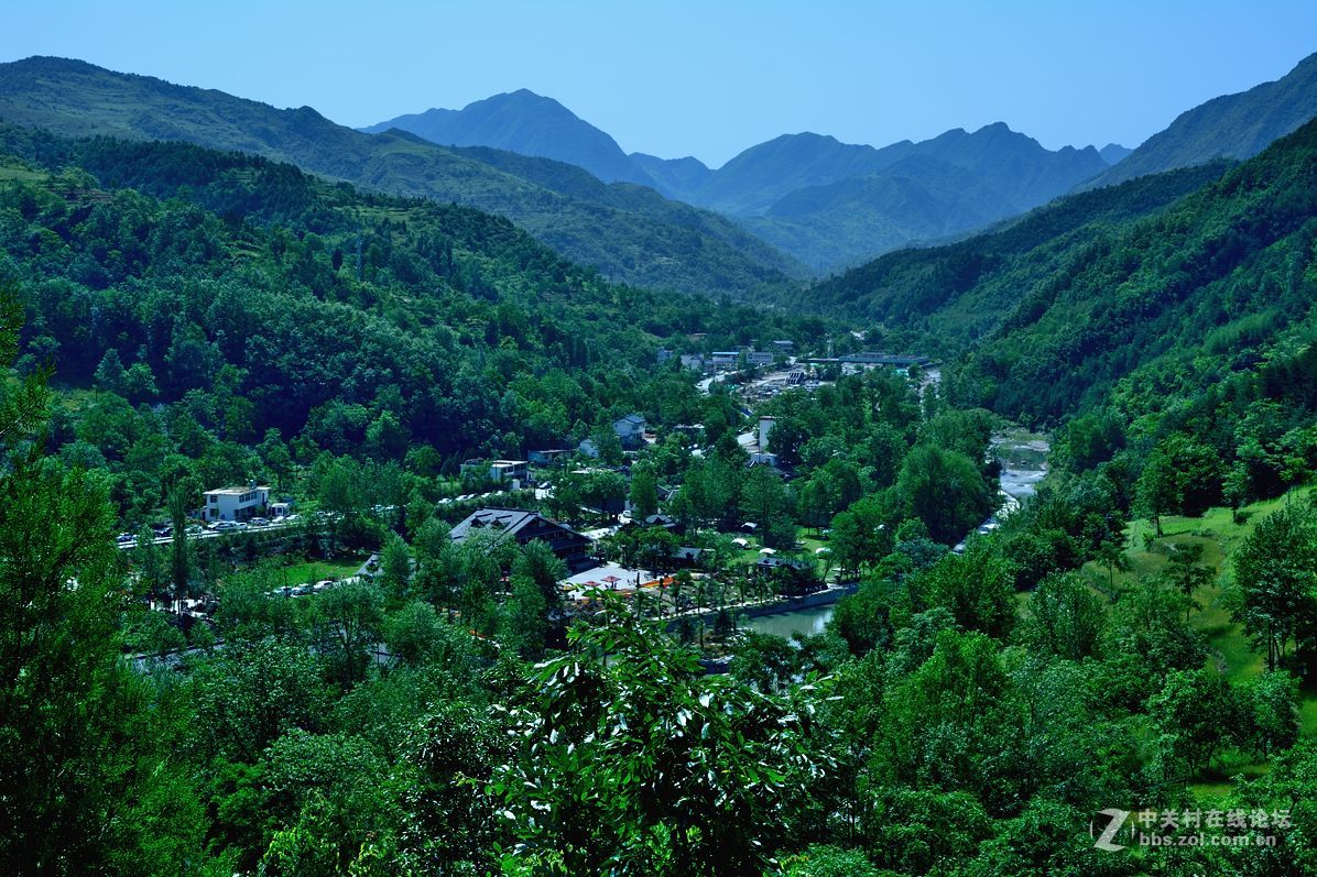 甘肃陇南康县花桥村风光一