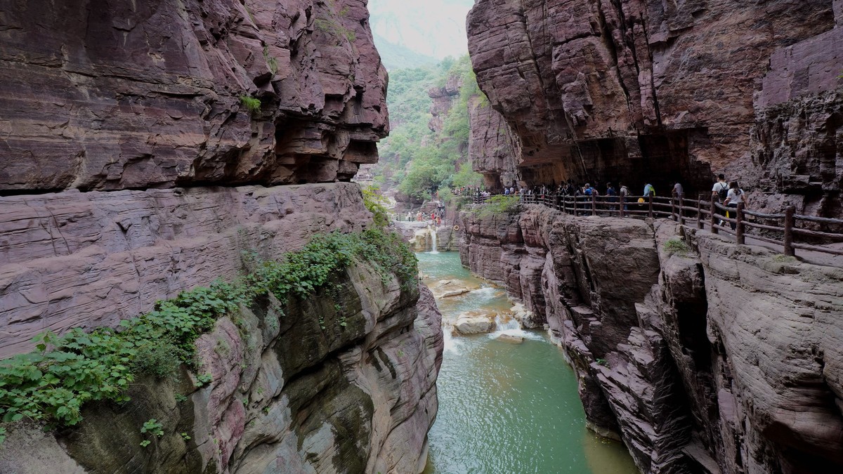 云台山红石峡