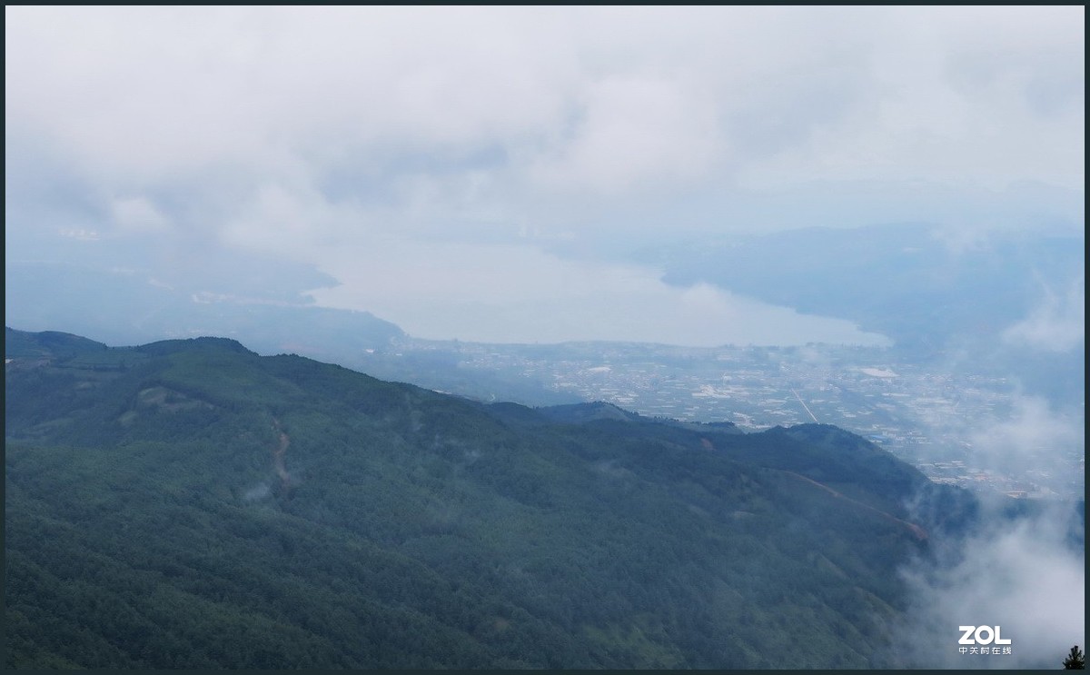 游拍滇中第一高山梁王山