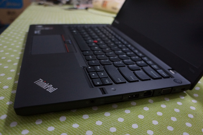 联想thinkpadt450s加装固态硬盘及内存图解