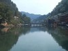 导游跟我们一起的张家界凤凰古城游