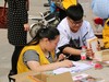 求是义工幸福广场爱心活动纪实