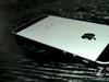 一次精致的重制经典设计性能强 苹果iPhone SE上手体验