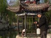 打泉水的人们