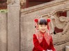 新年到，穿新衣，过新年。