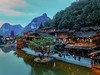 暮 色 布 依