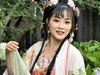 【红扇女孩（2）】——摄于上海桂林公园