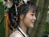 【红扇女孩（2）】——摄于上海桂林公园