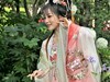 【红扇女孩（2）】——摄于上海桂林公园
