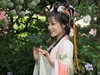 【红扇女孩（2）】——摄于上海桂林公园