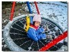 艾琳娜第一次玩雪（一岁半）