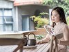 袖染诗韵墨香，抚平眉间惆怅。