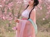 樱花汉服女