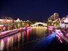 梅里古镇夜景美如画