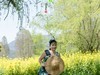 孔 雀 舞