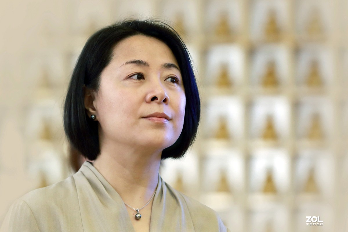 上海新闻女主播刘凝