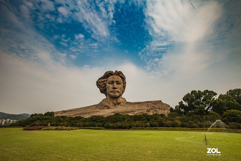 捧献习作祝影友们中秋快乐！