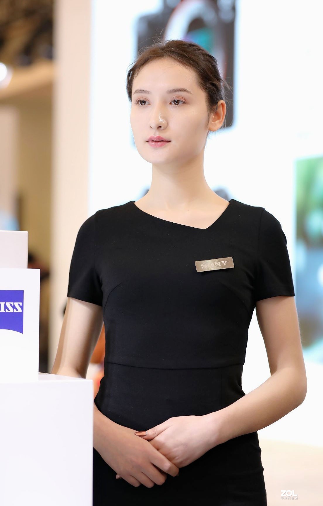 #Showgirl组#2019摄材展抓拍的美女