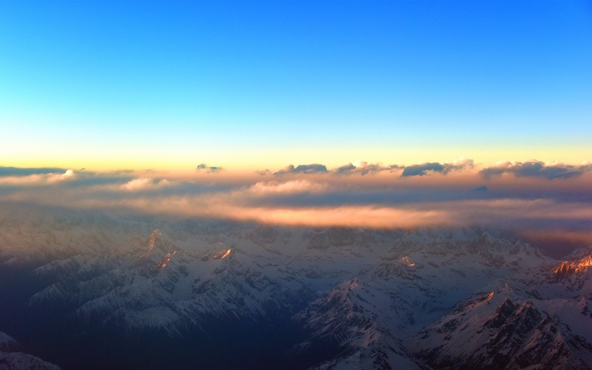 《 江山如此多娇 》