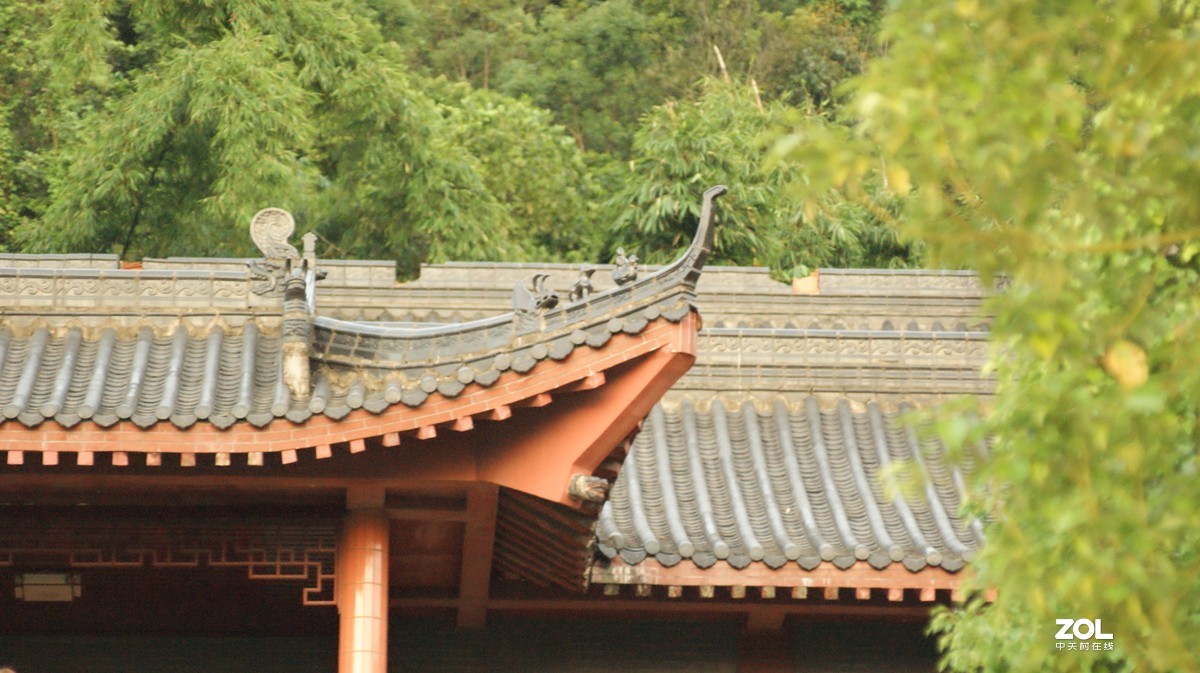 寺庙中的《古代建筑》