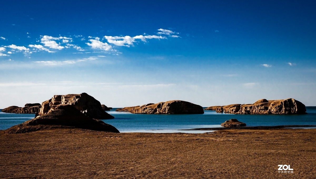 海西蒙古族藏族自治州乌苏特水上雅丹地质公园