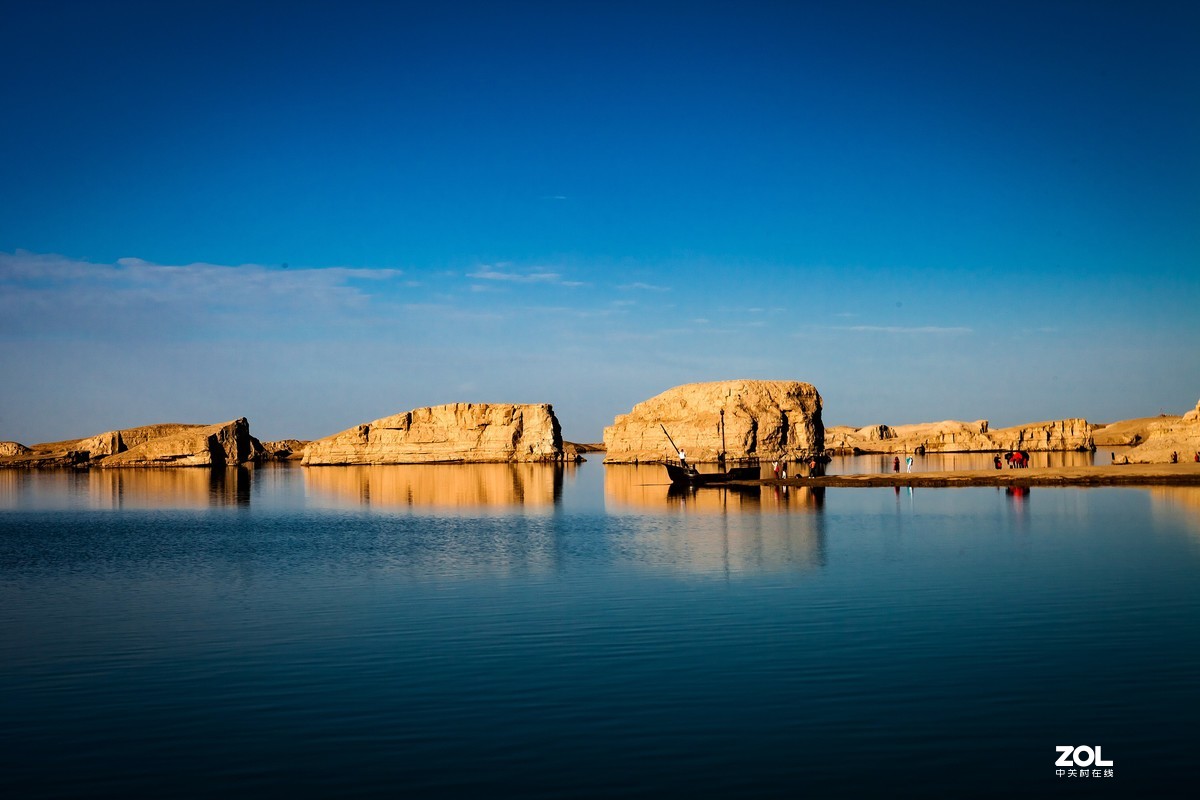 海西蒙古族藏族自治州乌苏特水上雅丹地质公园
