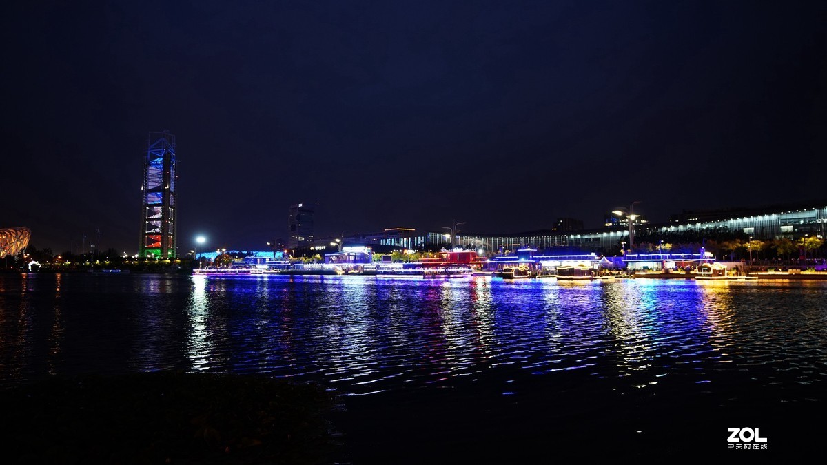 奥利匹克水上公园夜景