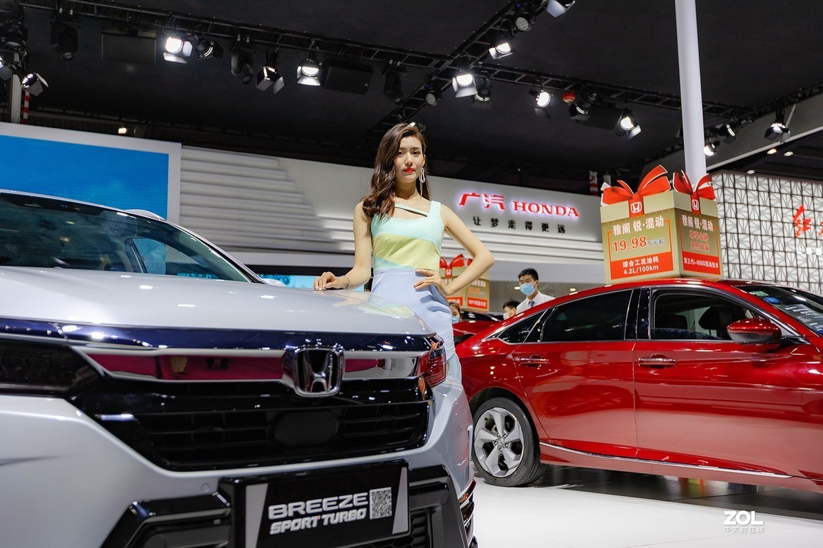 车展会上之三---镜头:EF16-35mm f/2.8L II USM专拍